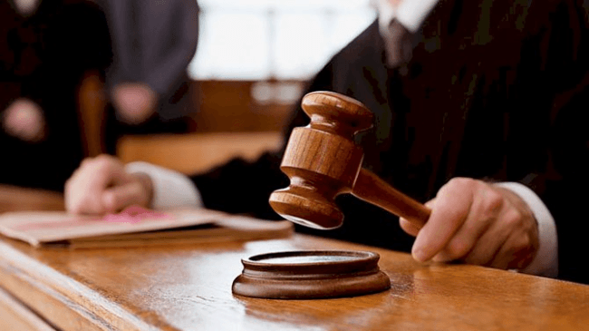 Bakıda iş yoldaşını döydürən nazirliyin sabiq əməkdaşına hökm oxundu