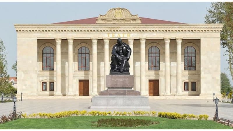 Naxçıvan Dövlət Musiqili Dram Teatrına “milli” statusu verildi (QƏRAR)