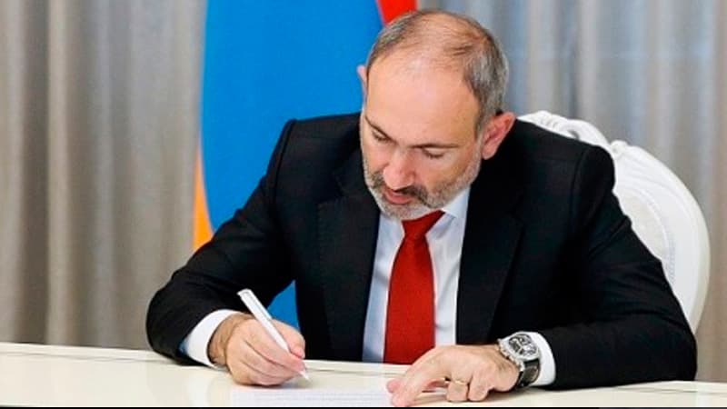 Paşinyan da Azərbaycanla sərhədlərin delimitasiyası üzrə komissiya yaratdı