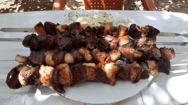 Cənub sərhədimizdə təhlükəli xəstəlik yayılır: “Ciyər kababı yeməyin!”
