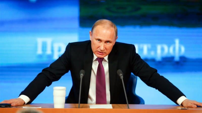 Lenta.ru-da Putinə qarşı qiyam: Bu gecə nələr baş verib? (Silinmiş materiallar/FOTO)