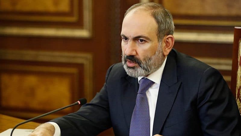 Paşinyan istefa verəcəkmi? - Politoloq