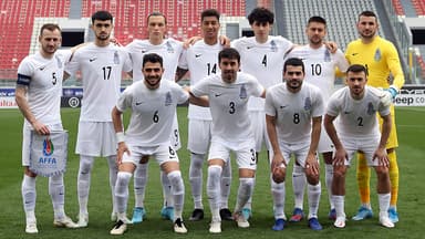 Canni De Byazi toplanışa 15 futbolçu dəvət etdi