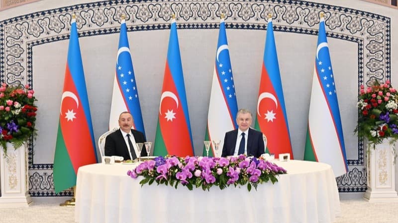 Şavkat Mirziyoyev Prezident İlham Əliyevin şərəfinə qəbul təşkil etdi (FOTO)