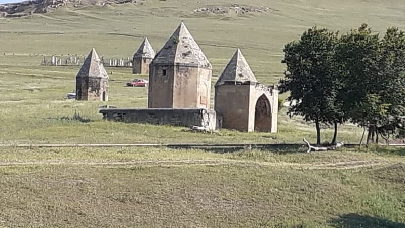 Şamaxıda qədim bina qalıqları aşkarlandı (FOTO)