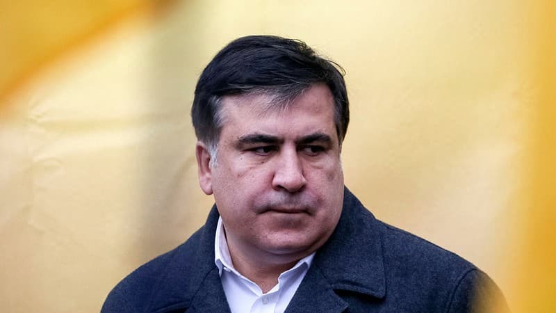 Saakaşvili siyasətdən gedir