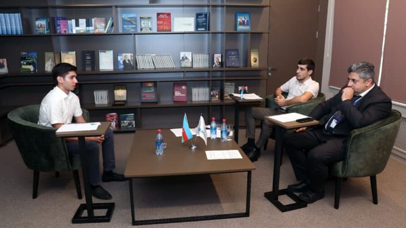 SOCAR “Azəriqaz” İB-də işə qəbul müsahibəsi keçirildi (FOTOLAR)