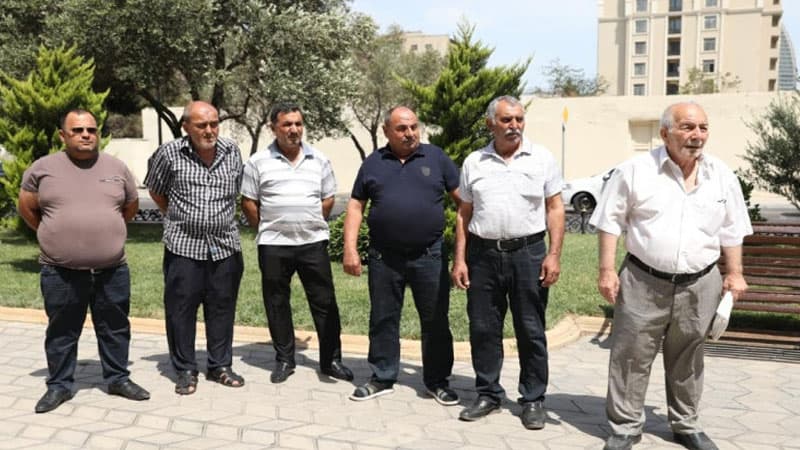 Sakinlər "Açıq mikrofon" vasitəsi ilə müraciətlərini ünvanladılar (FOTO)