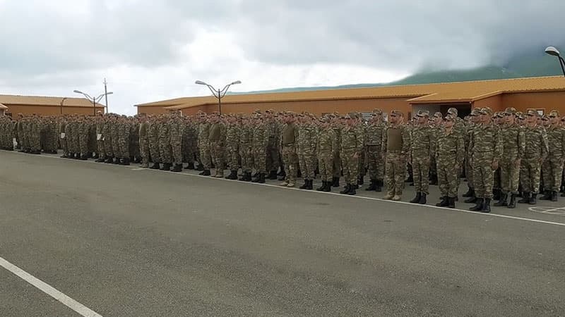 Azərbaycanda ehtiyatda olan bir qrup hərbçi təlim toplanışına çağırıldı (FOTO)
