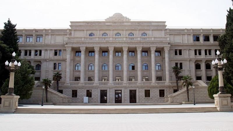 AzTU-da yeni kafedra və institut yaradıldı