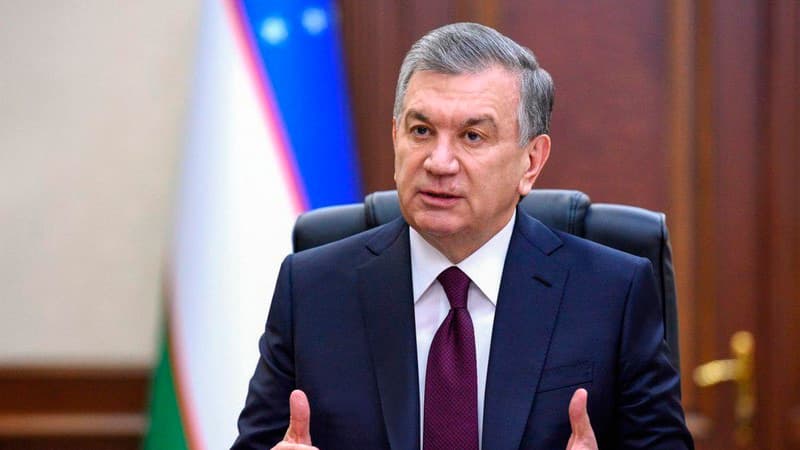 Özbəkistan Prezidenti azərbaycanlı elm və mədəniyyət xadimlərini mükafatlandırdı (SİYAHI)