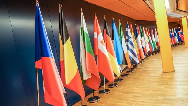 Aİ Rusiyadan bütün asılılığa son qoymalıdır - Rumıniya XİN
