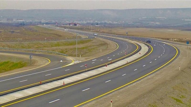 Azərbaycanda ilk ödənişli yolun istifadəyə veriləcəyi tarix açıqlandı