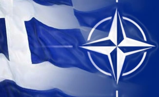 Yunanınstan NATO-ya meydan oxumaq cəsarətini kimdən alır? (ŞƏRH)