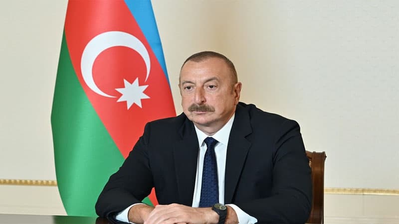 İlham Əliyev vyetnamlı həmkarını təbrik etdi