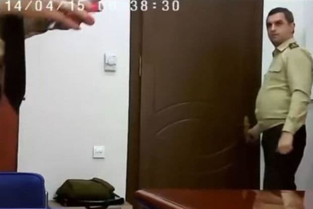 İntim videolar yayan FHN polkovniki həbs edildi
