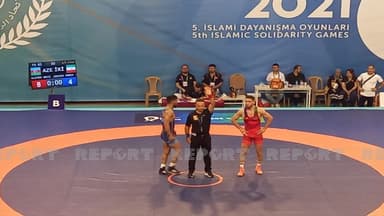 İslamiada: Hacı Əliyevin iranlı güləşçi ilə görüşündə insident baş verdi (FOTO)