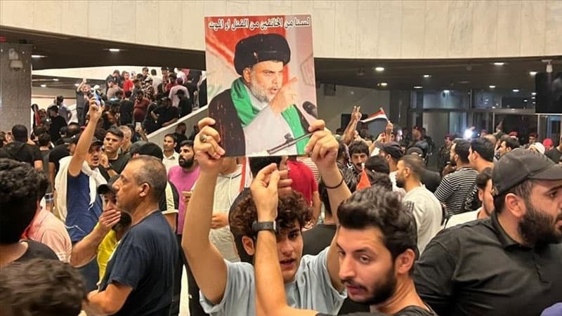 Müqtəda Sədr İraqın siyasi sisteminin dəyişməyin tələb etdi