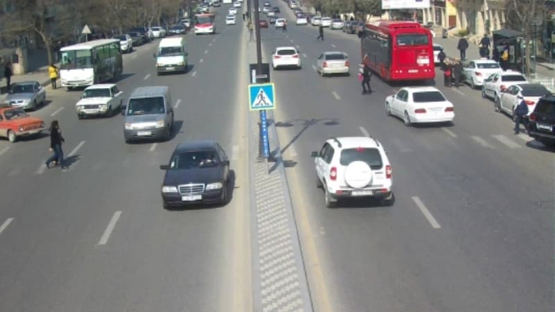 Sürücülərin nəzərinə: yol hərəkətinin təşkilinə dəyişiklik edildi