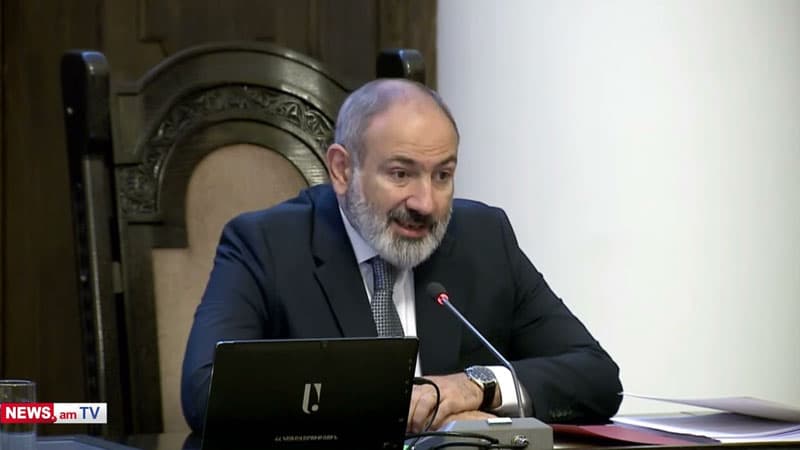 Azərbaycan Ermənistana silah-sursat verilməsinin qarşısını alır - Paşinyan