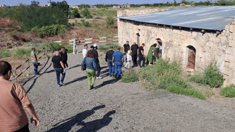 Beynəlxalq konfransın iştirakçıları Füzuli barədə məlumatlandırılıblar (FOTO)