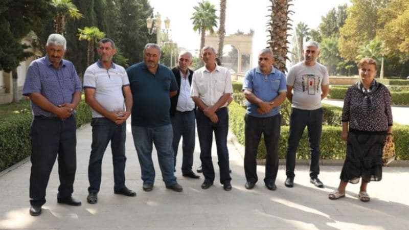Yevlax sakinləri qaz təsərrüfatına dair üzləşdikləri çətinliklərdən söz açıblar (FOTOLAR)