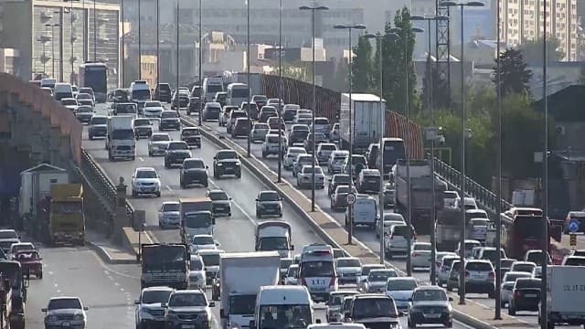 Bakıda sıxlıq olan yollar (SİYAHI)