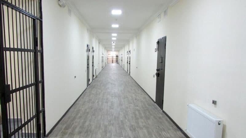 Bakıda keçmiş məhkum polis məntəqəsində öldü
