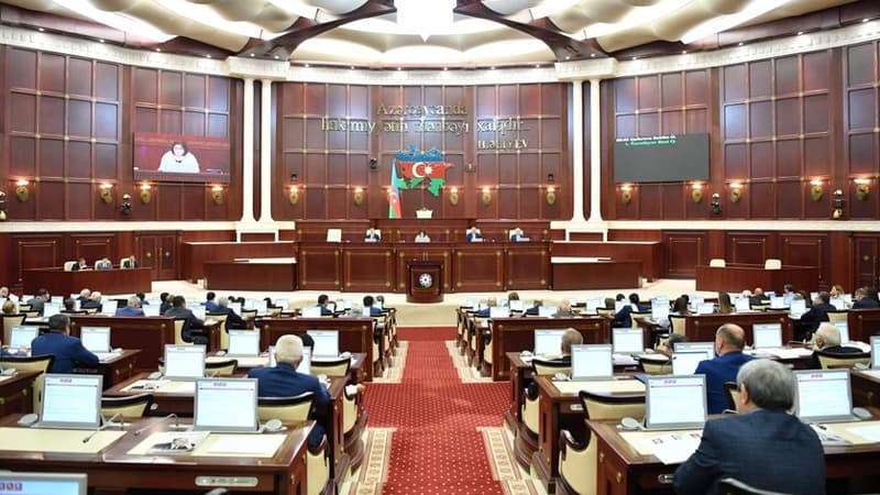 Milli Məclis Fransa Senatının qətnaməsi ilə bağlı bəyanat qəbul etdi