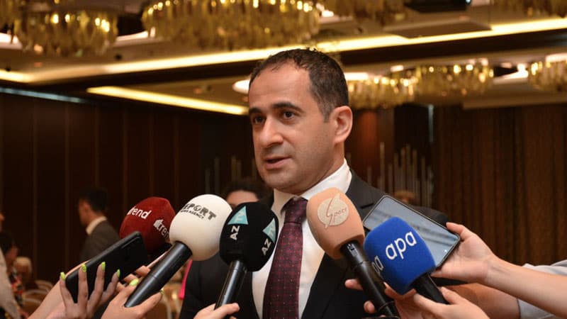 Elnur Əliyevlə bağlı qərar: Yaşayış yerini tərk etməsi qadağan olundu