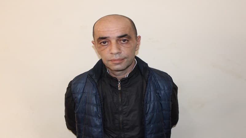 Şəhərdə “Kalaşnikov”la gəzən keçmiş məhkum tutuldu (FOTO)