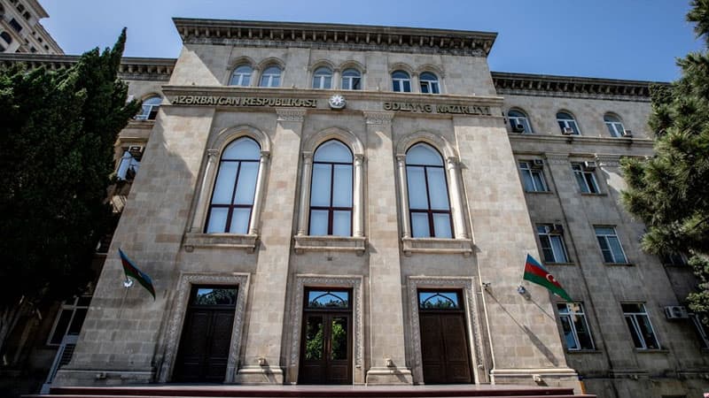Ədliyyə Nazirliyində iki baş idarə ləğv edildi, iki yeni baş idarə yaradıldı (FƏRMAN)