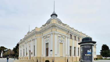 Kukla Teatrındakı yoxlamalar nə yerdədir?