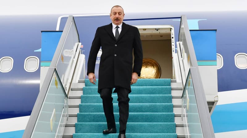 İlham Əliyevin Rumıniyaya səfəri başa çatdı (YENİLƏNİB)