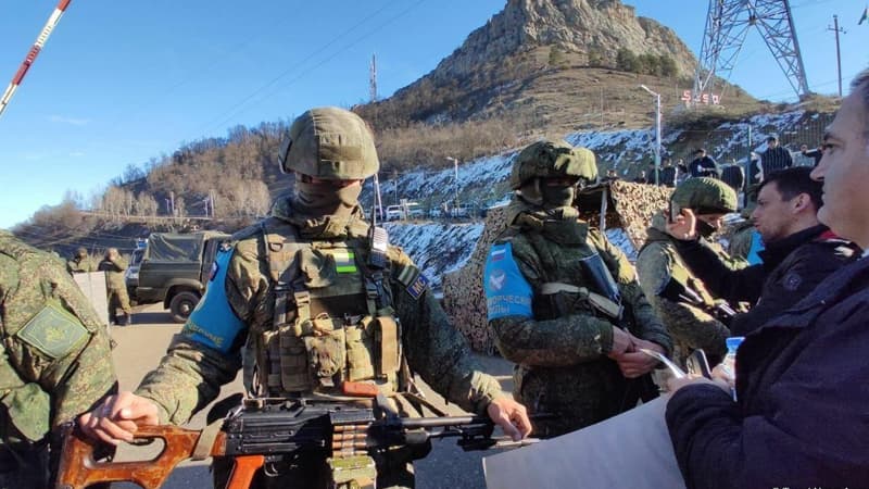 Sülhməramlıların 30 metr geri çəkilməsinin səbəbi nədir? - Ekspert