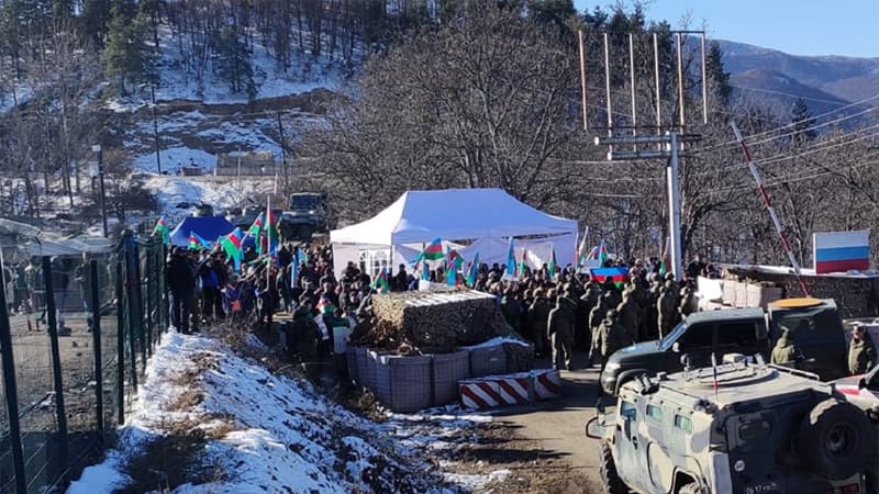 Şuşa-Xankəndi yolunda son vəziyyət: “Çadırlar dəyişdirilir, deyirlər ki...”