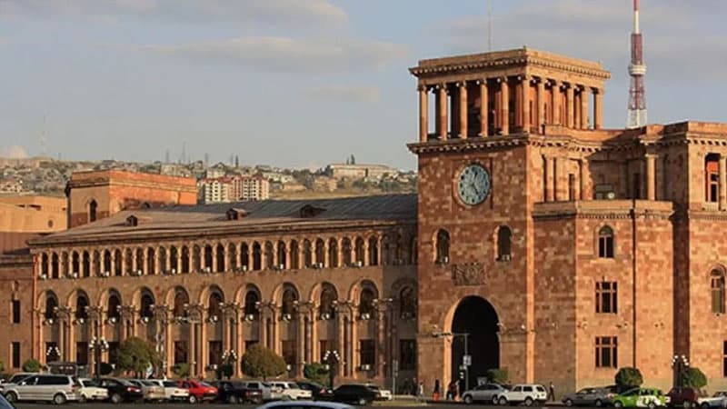 Ermənistan MDB və KTMT-dən imtina edir? – Ekspert