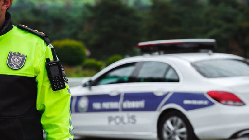 Yol polisindən bayramla bağlı sürücülərə müraciət