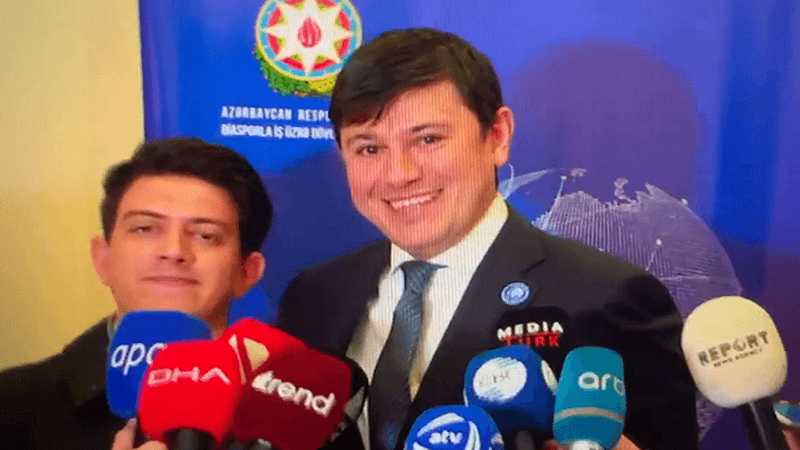 Fuad Muradovdan jurnalistə: "Gəl bir yerdə müsahibə verək" (VİDEO)