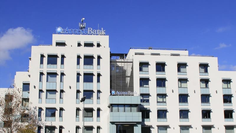 AccessBank tender elan edir (R)