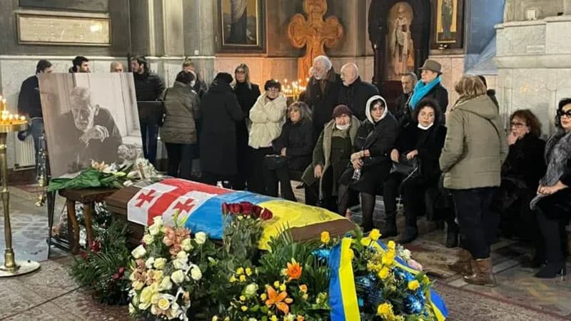 Vaxtanq Kikabidze dəfn edilir: Onun qəribə vəsiətinə əməl edildi