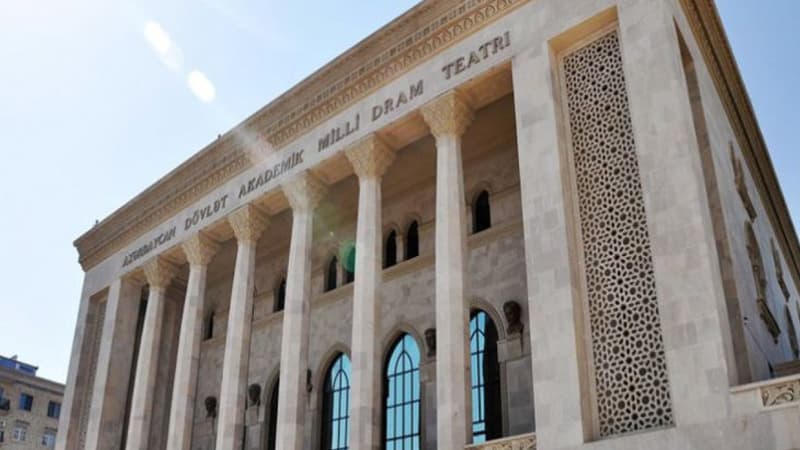 “Ölülər” tamaşası növbəti dəfə səhnədə