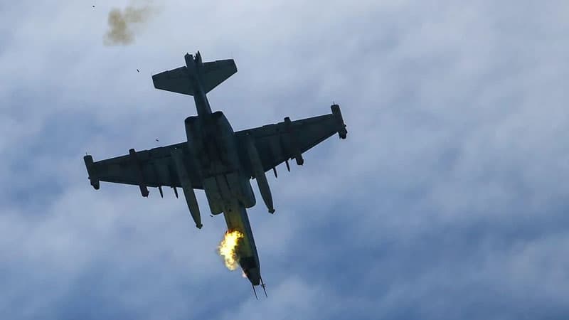 Rusiyanın Su-25 qırıcısı Ukrayna ilə sərhəddə qəzaya uğradı, pilot öldü (FOTO)