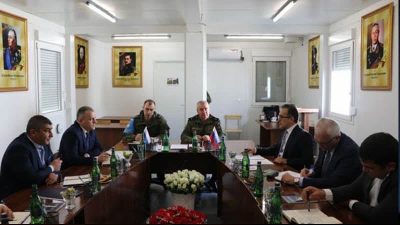 Bakı Qarabağın erməni icmasına nə təklif edir? - Zərdüşt Əlizadənin şərhi