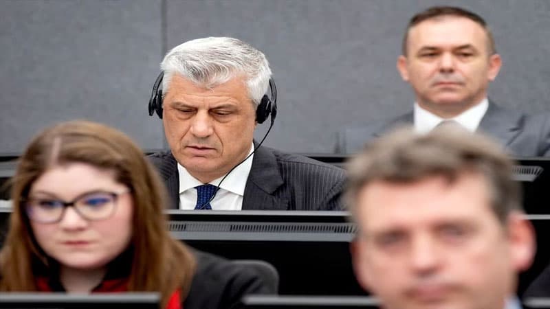Müharibə cinayətlərində suçlanan prezident məhkədə özünü təqsirli bilmədi