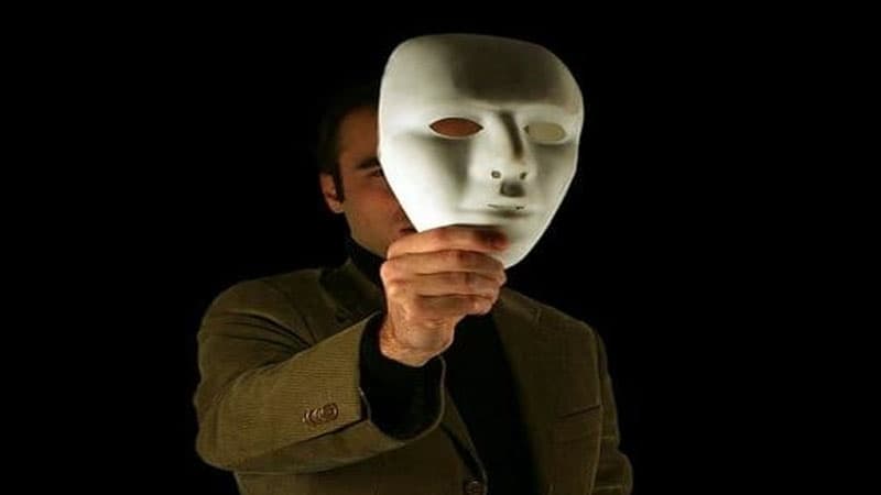 Bir insanın sizə yalan danışıb-danışmadığını necə bilməli? - Alimlərdən etibarlı üsul
