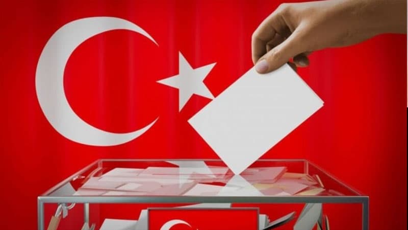 Türkiyə seçkiləri: Siyasi qüvvələr yeni şüarlar hazırlayır (ŞƏRH)