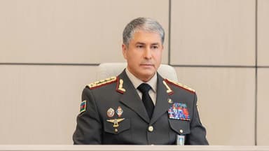 Vilayət Eyvazov Namiq Camalovu rəis vəzifəsindən azad etdi (ÖZƏL)