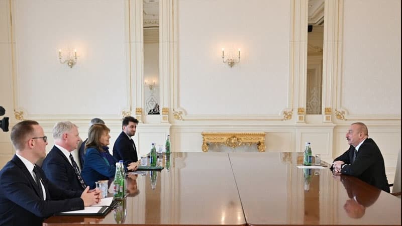 Prezident Böyük Britaniyanın ticarət elçisini qəbul etdi