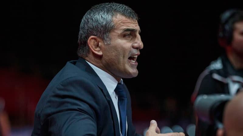 Nazir məşhur idmançını rəis təyin etdi